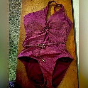 Maroon one piece with belt 🩱 🌊